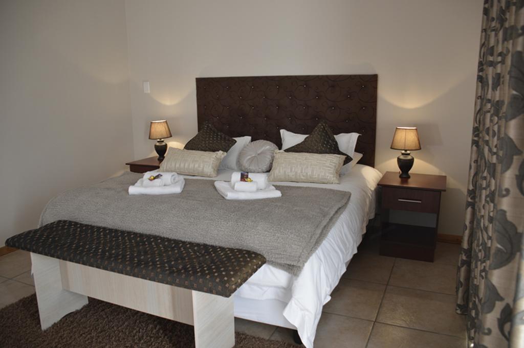 Two Bells Guest House Bloemfontein Kamer foto