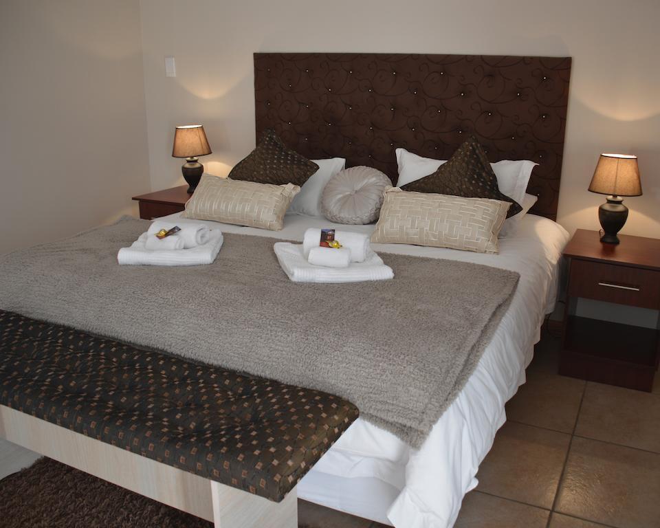 Two Bells Guest House Bloemfontein Kamer foto